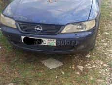 Запчасти на опель  