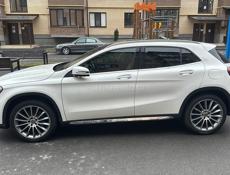 Mercedes-Benz GLK