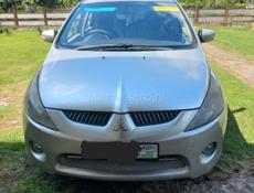 Mitsubishi Grandis