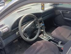 Audi 100