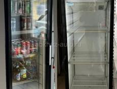 Холодильник витрина