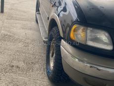 Ford Expedition