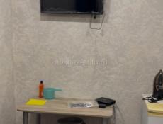 Сдам комнату с удобствами  на 2 человека в центре Гагры  рядом с рынком.на длительный срок  с 1 июля 