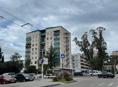 Продается трехкомнатная квартира на Универсаме 