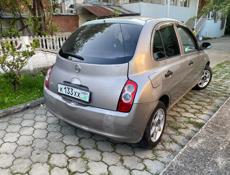 Nissan March