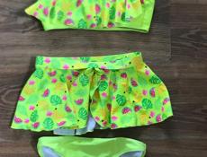 Купальник на девочку 5-7 лет,300 р 