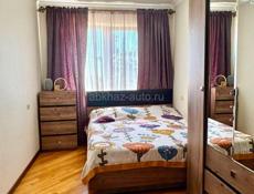 2 - К. КВАРТИРА В ЦЕНТРЕ СУХУМА 200М ОТ МОРЯ 