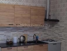 Сдам  отдыхающим под ключ,  две двухместные комнаты возле берга  стоимость 2500 за двухместную комнату в