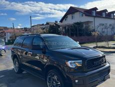 Toyota Sequoia