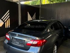 Nissan fuga