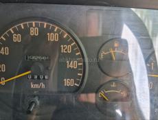 Isuzu
