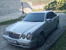 Mercedes-Benz E-Класс