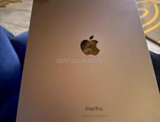Ipad pro m2 трещина на экране и на логотипе 