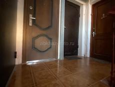 Двухкомнатная в центре Сухума 