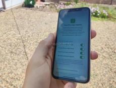 iPhone Xs 64gb