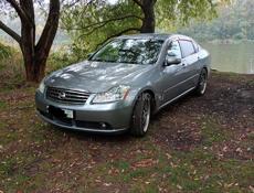 Nissan fuga