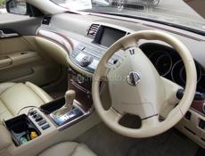 Nissan fuga