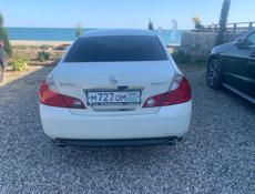 Nissan fuga