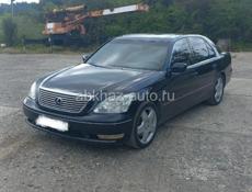 Lexus LS