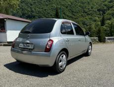 Nissan March