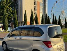 Сдам в аренду Honda Freed