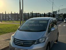 Сдам в аренду Honda Freed