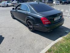 Mercedes-Benz S-Класс