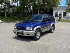 Isuzu Trooper