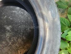  2 штуки 235/45 r17 Даром, все видно на фото