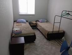 Сдам маленький дома по суточно в городе Очамчира, в 300 метров от центра, до моря 150 метров, 2 комнаты, 5 спальных мест, кухня, сан узел, WI-FI, отдельный вход и дворик. Цена договорная ( Звонить по номеру +79407762166 или +79407779985 )