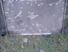 От Форда радиатор 2,0и кондиционер