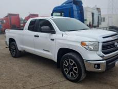 Toyota Tundra