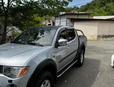 Mitsubishi L 200