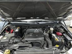 Mitsubishi L 200