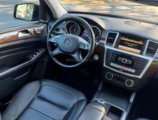 Mercedes-Benz ML