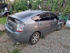 В разборе Приус 20
