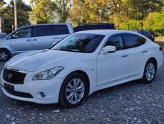 Nissan fuga