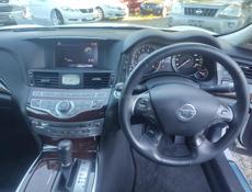 Nissan fuga