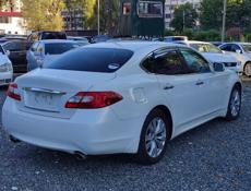 Nissan fuga