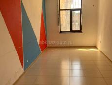 АРЕНДА ПОМЕЩЕНИЕ 226 КВ. М. В ЦЕНТРЕ СУХУМА 1000 ₽ /КВ. М