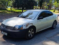 Mitsubishi Galant