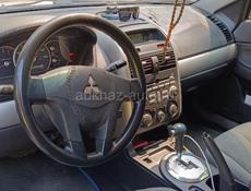 Mitsubishi Galant