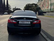 Nissan fuga