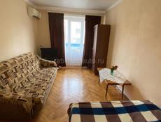 1 к.кв у моря ул Лакоба ,гастроном Волна -2500р.сутки