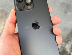 iPhone 16 Pro Max 256 Аккумулятор 100%
