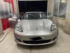Porsche 911 Carrera