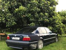 BMW 850