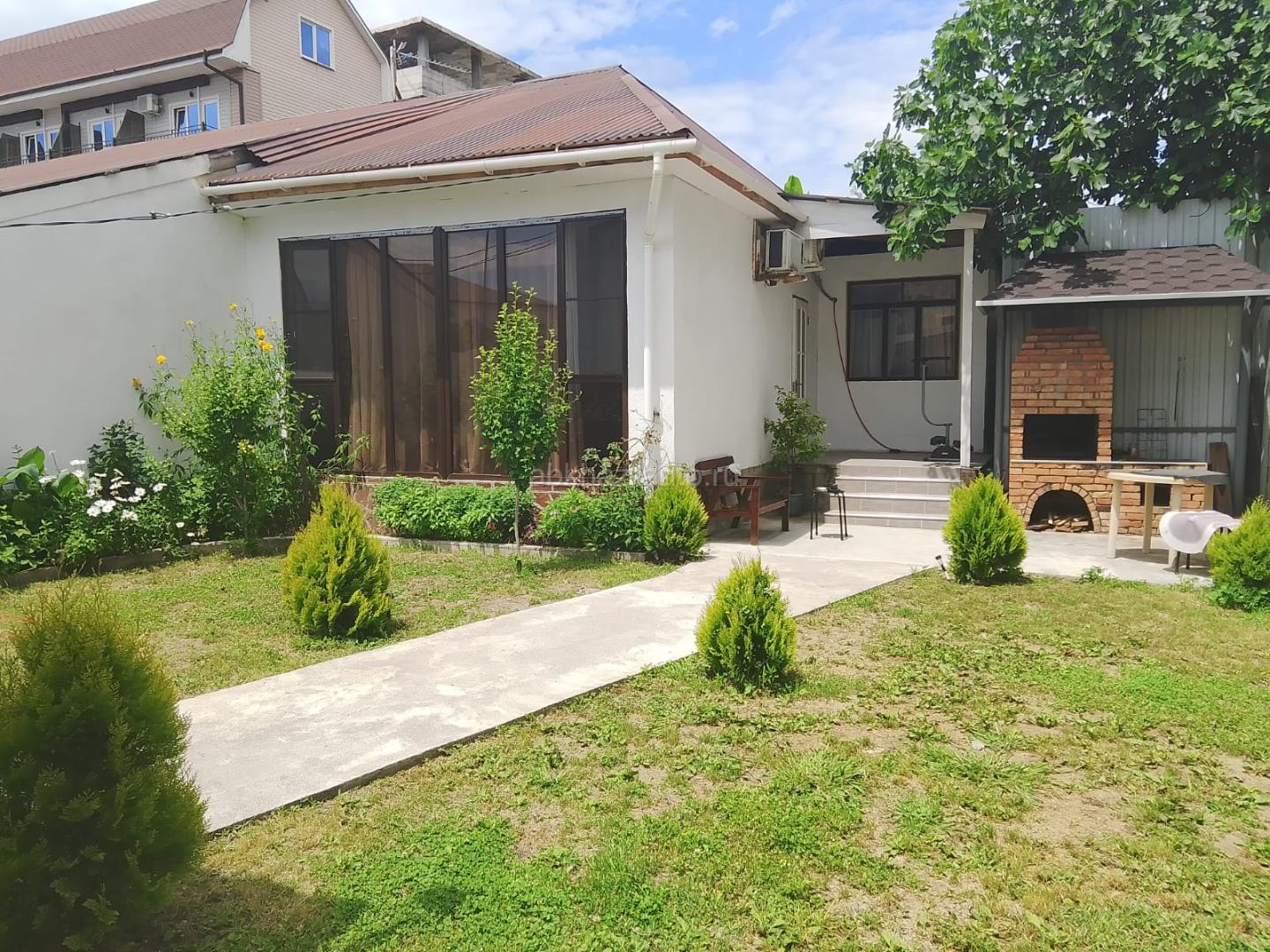 Сдаю Дом 🏡 под ключ г .Гагра посуточно 