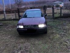 Audi 80