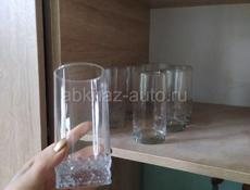 Новые стаканы 9 шт _450 р Вешалка новая отдам за 2500 Сумка новая 700 р  Рюкзаки каждая 400 р звонить или писать на ватсап 7752026 